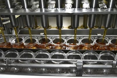 小小火鍋油碟，干出“中國銷量第一”的餐飲服務(wù)傳奇